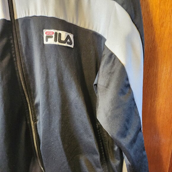 Men's Large Fila Sport Black with White/Gray Stripes Lightweight Full Zip Jacket - Picture 4 of 10